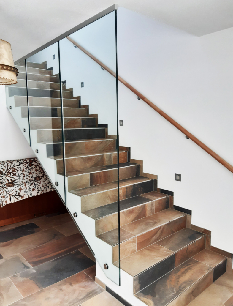 Stiegenverglasung Edelstahl-Punkthaltern in Leisach