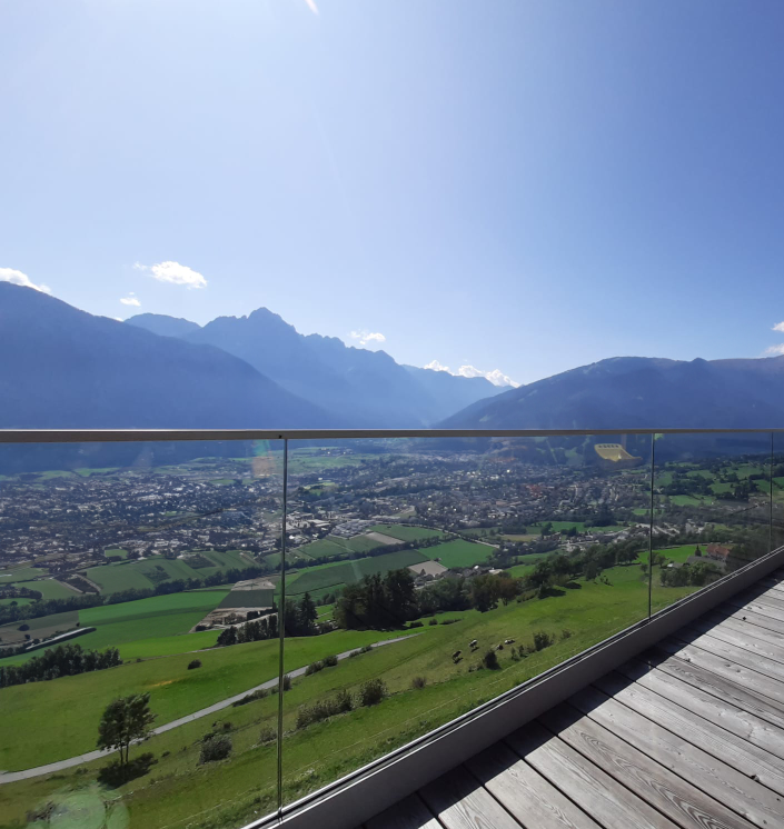Glasbalkon aus VSG